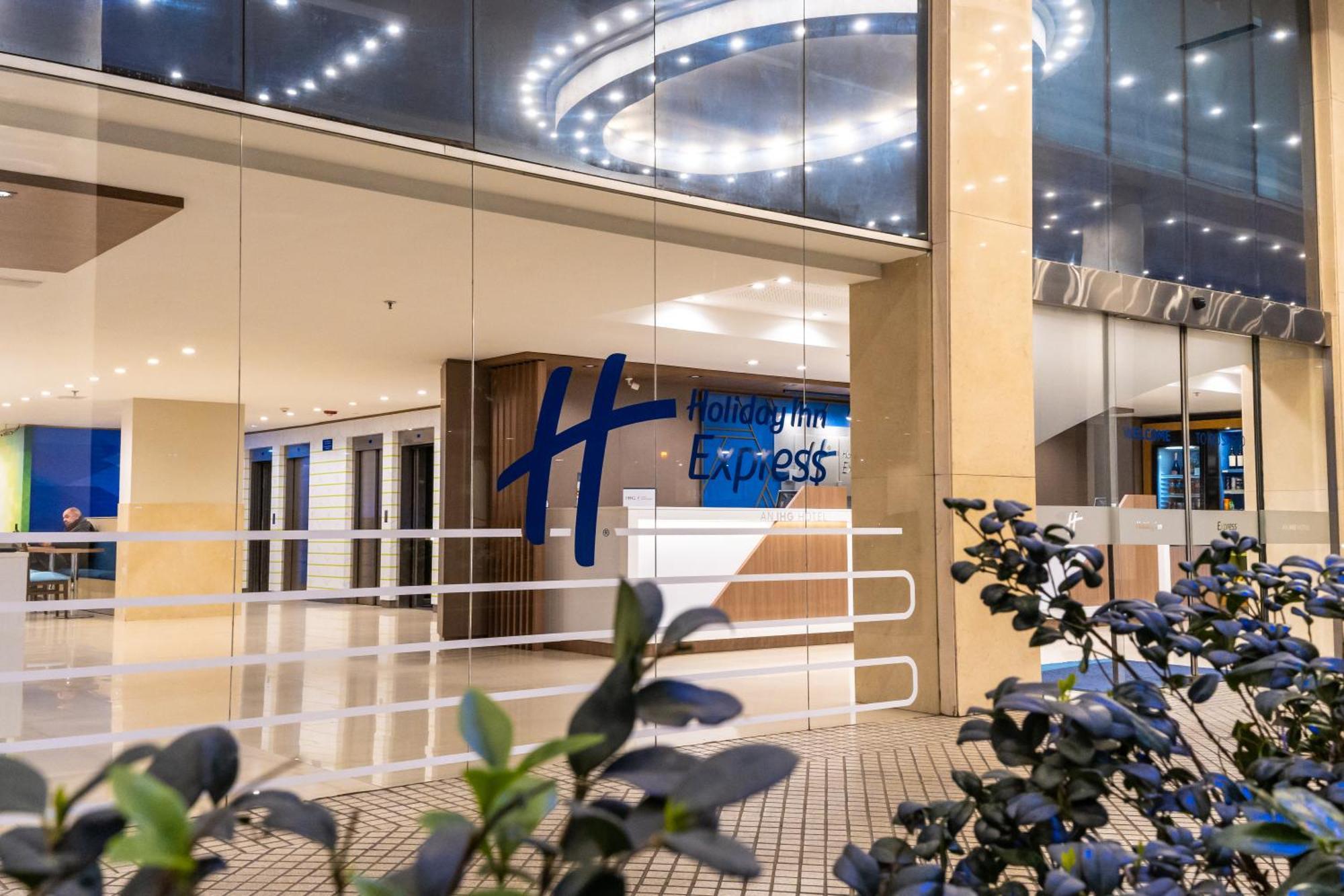 Holiday Inn Express Rosario By Ihg Ngoại thất bức ảnh